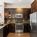 Downtown Houston Luxury Apartment